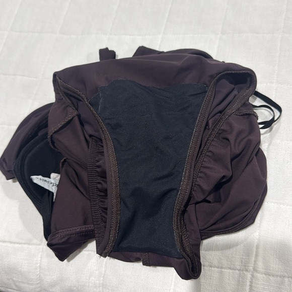 Miraclesuit Swimsuit - Picture 10 of 12